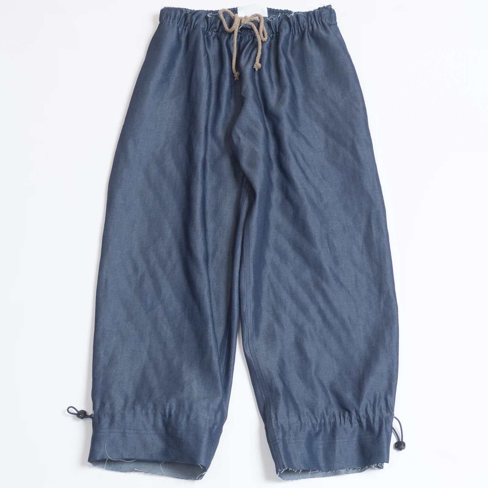 CUT OFF DENIM EASY PANTS