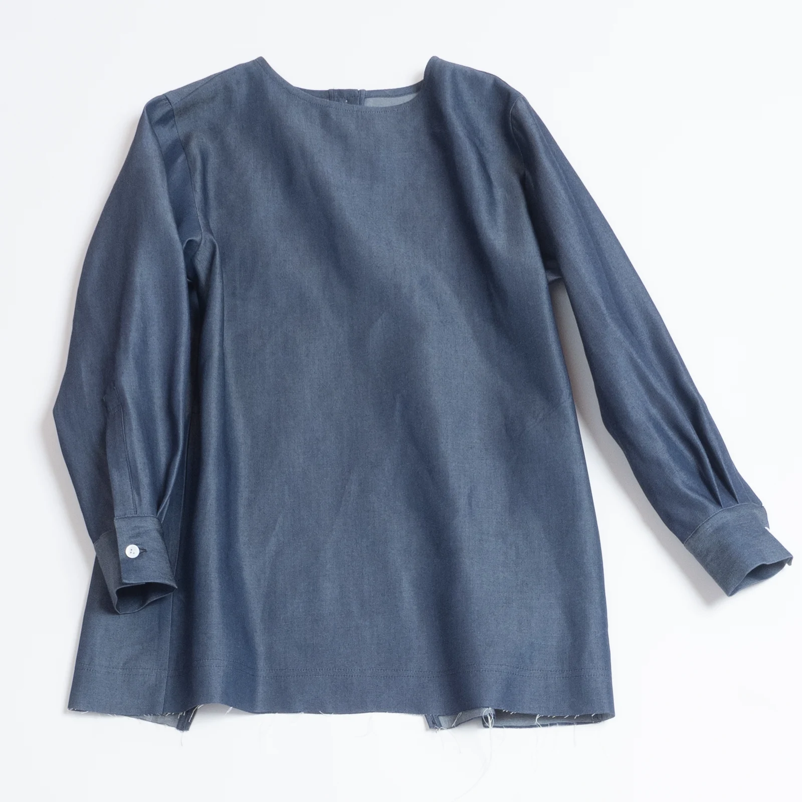 CUT OFF DENIM TOPS
